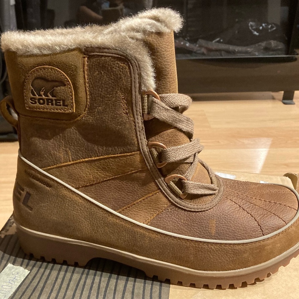 NWT in original box Women’s Sorel  TIVOLI II Premium Women's Boots Size 10